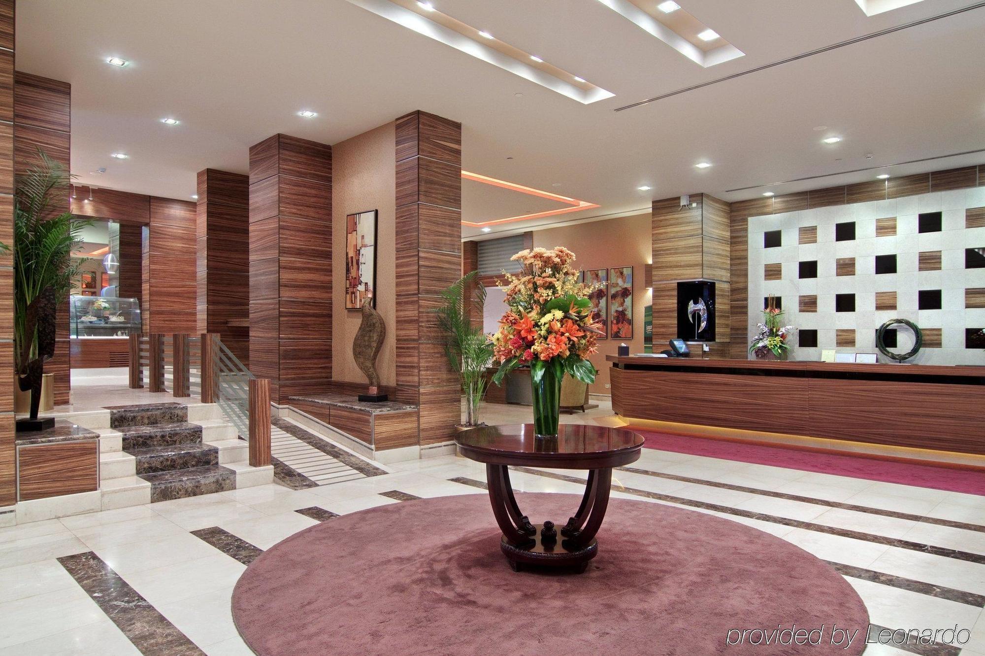 Hilton Garden Inn Riyadh Olaya Interior foto